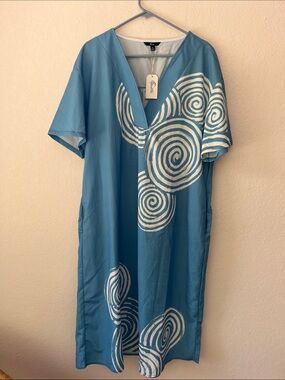 Teal Blue V-Neck Maxi Dress with White Spiral Print